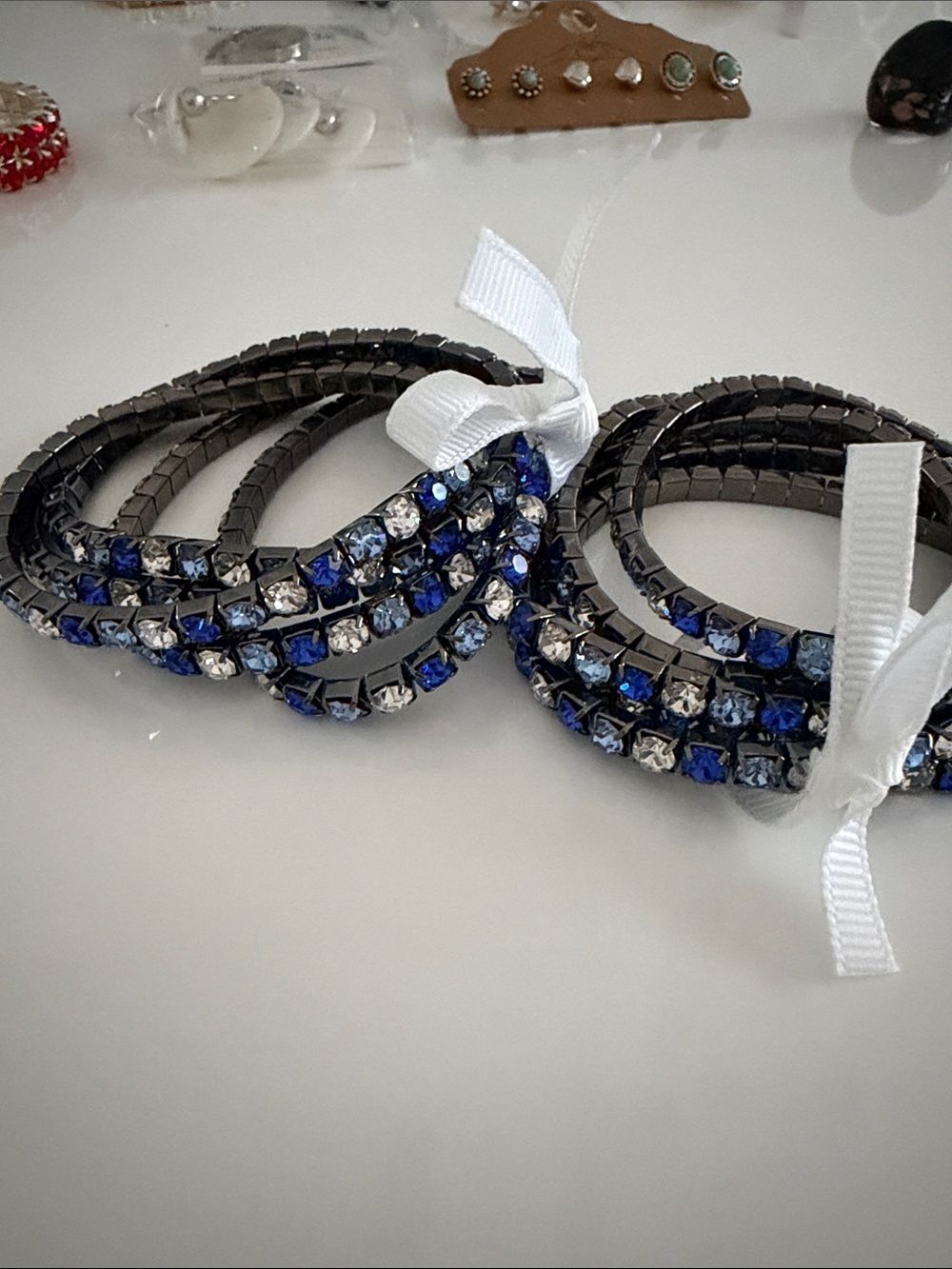 Assorted Jewelry Set - Picture 4 of 7